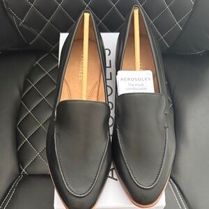 AEROSOLES Black Loafers